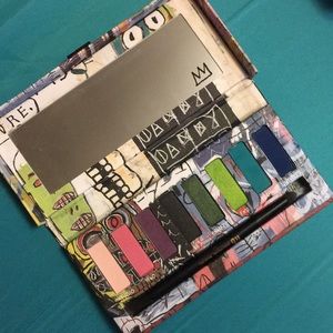 Urban Decay Jean-Michel Basquiat Eyeshadow Palette